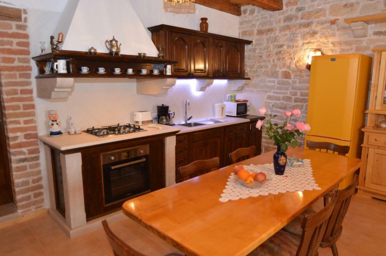 Baderna Apartment Extérieur photo