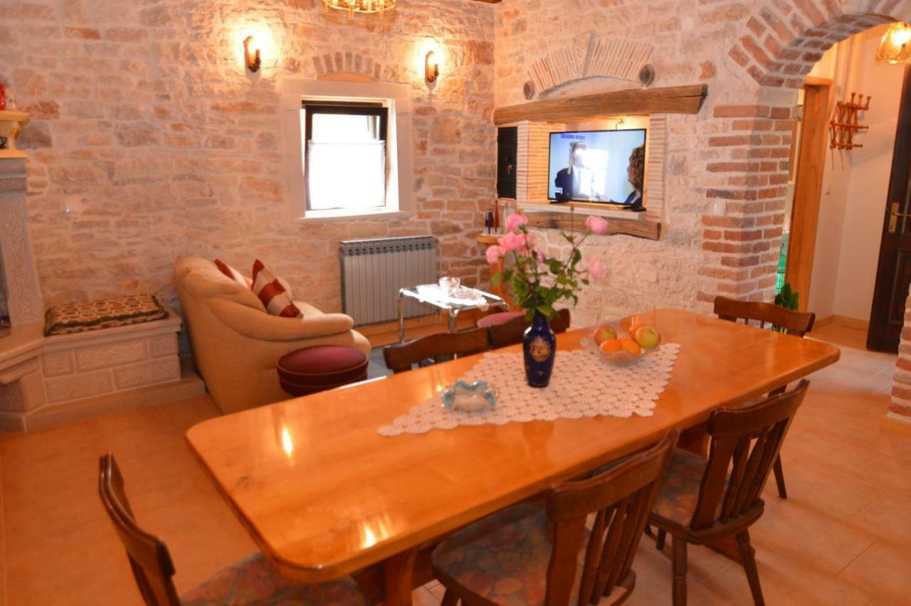 Baderna Apartment Extérieur photo
